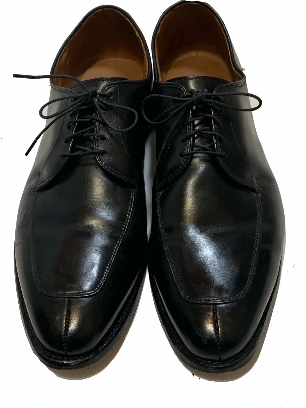 11 / Allen Edmonds Men’s Delray Lace up Shoe